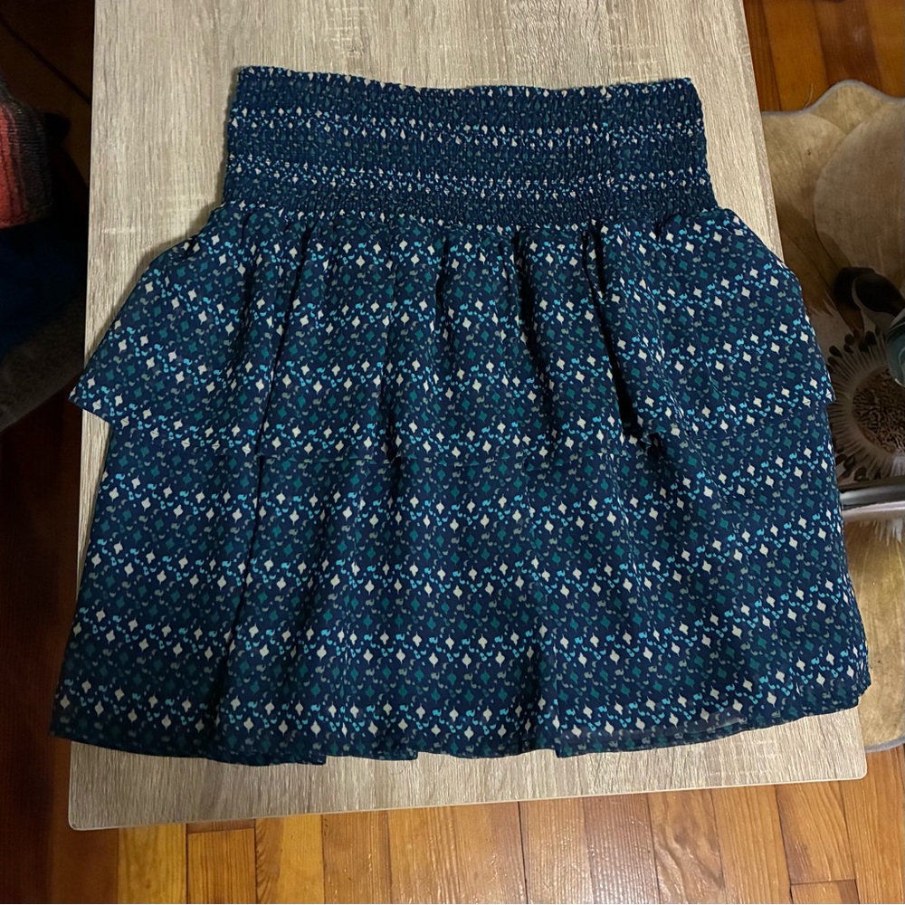 Wide stretch Waist navy Blue tiered rayon flowy Mini Skirt